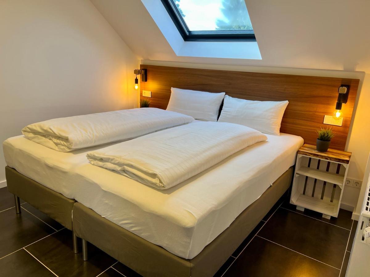 Junipro Apartments & Rooms Bosen-Eckelhausen Exteriör bild