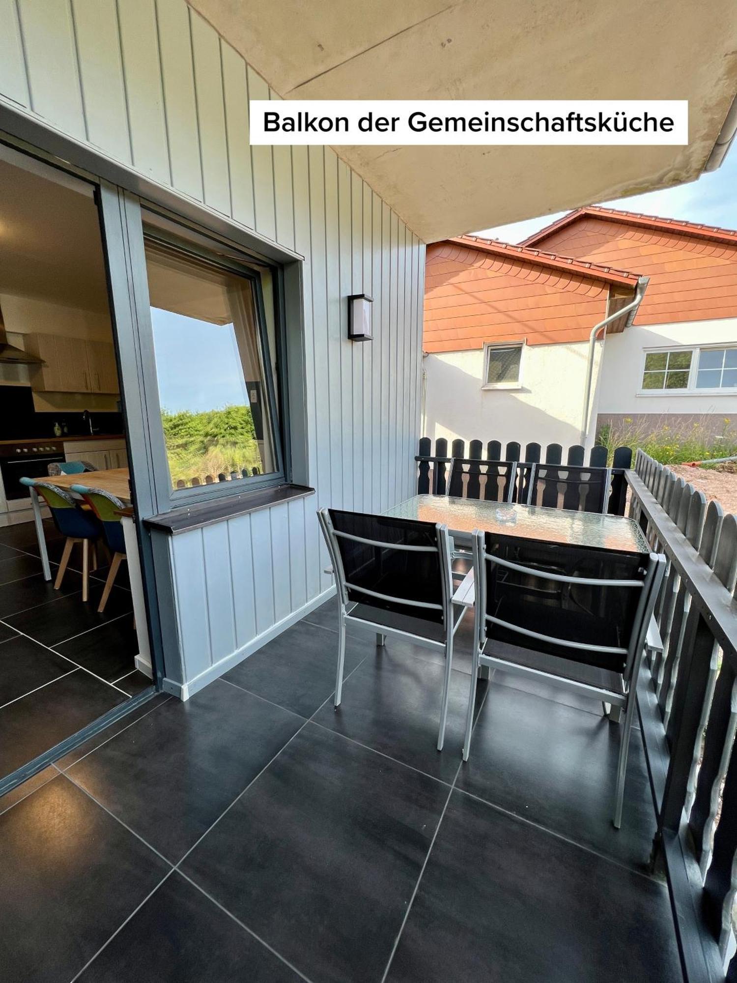 Junipro Apartments & Rooms Bosen-Eckelhausen Rum bild